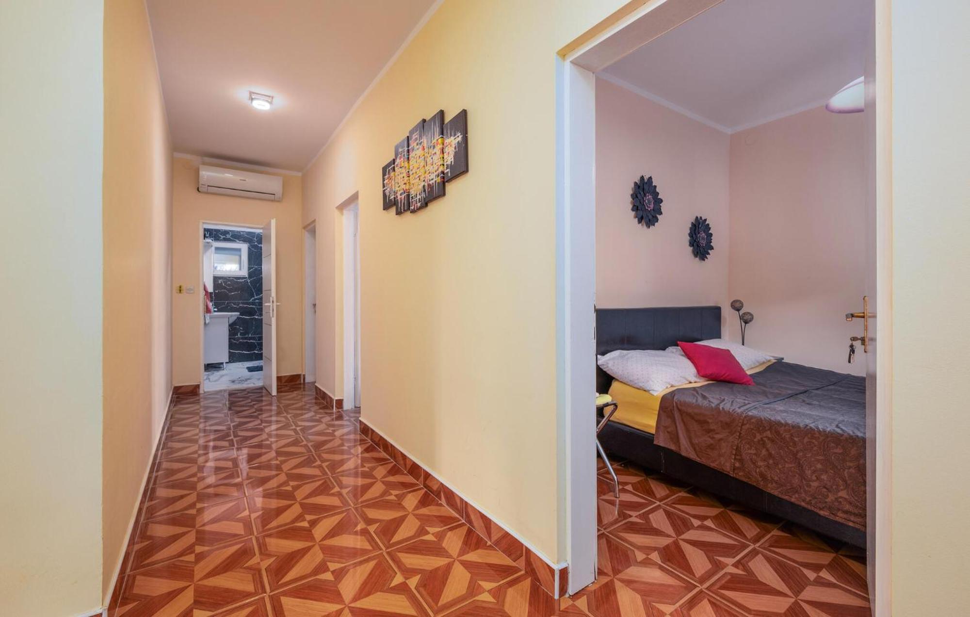 Holiday home 3 Bedroom Beautiful In